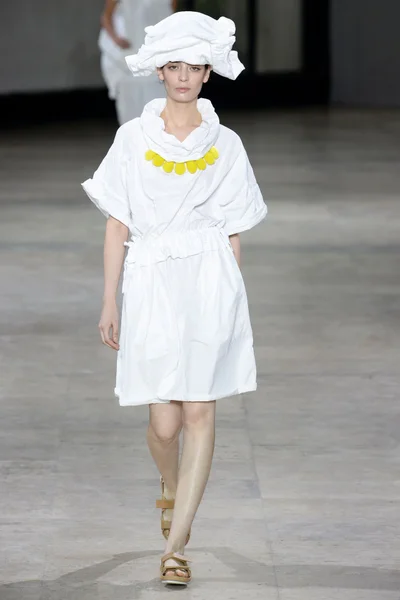 Look 8